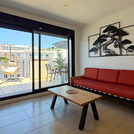 Joie - Modern With Parking & Pool Apartament Lloret de Mar